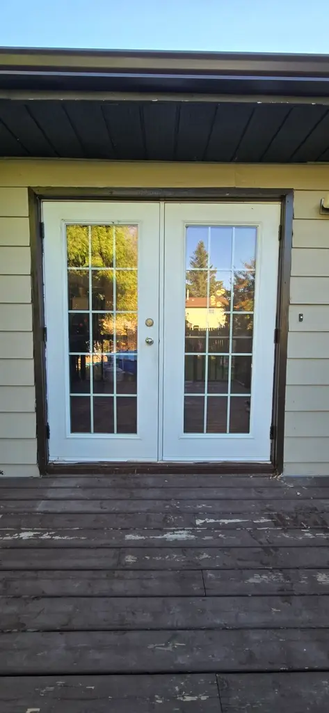 install door