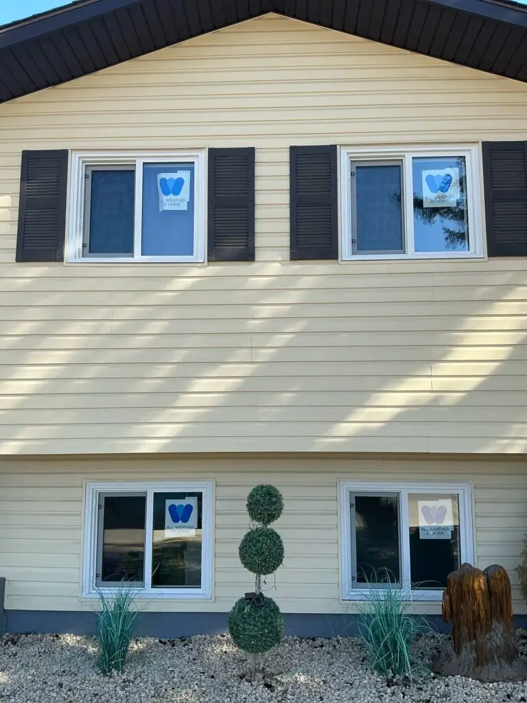 Sealed unit window